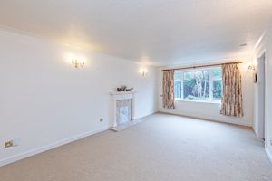 Lounge- click for photo gallery